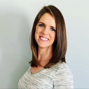 Meet your Posher, Hillary